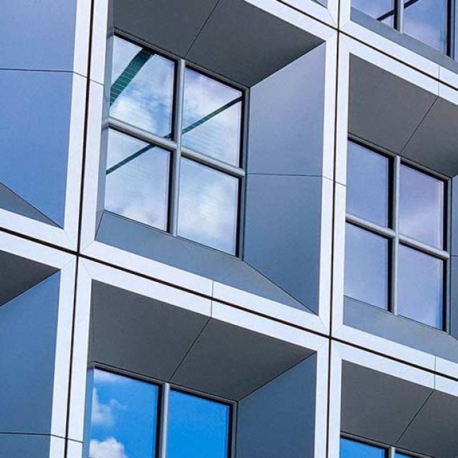 Servicio de carpintería metálica en Valladolid