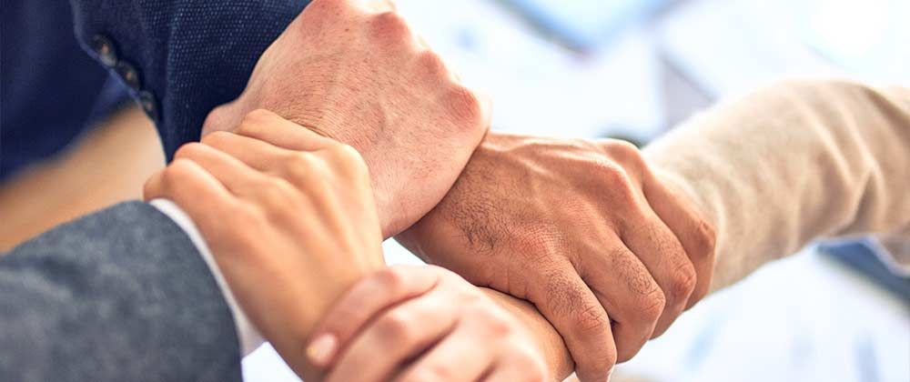 Sectores y clientes que confían en Ateca